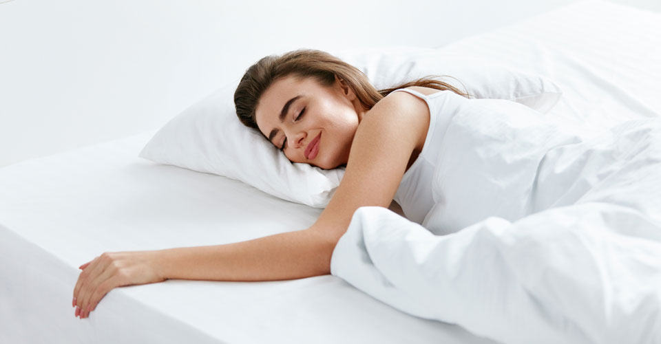 Dormir pour performer : le rôle du sommeil dans la récupération sportive