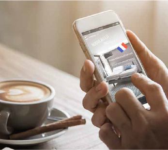 Smatphone affichant une story Instagram