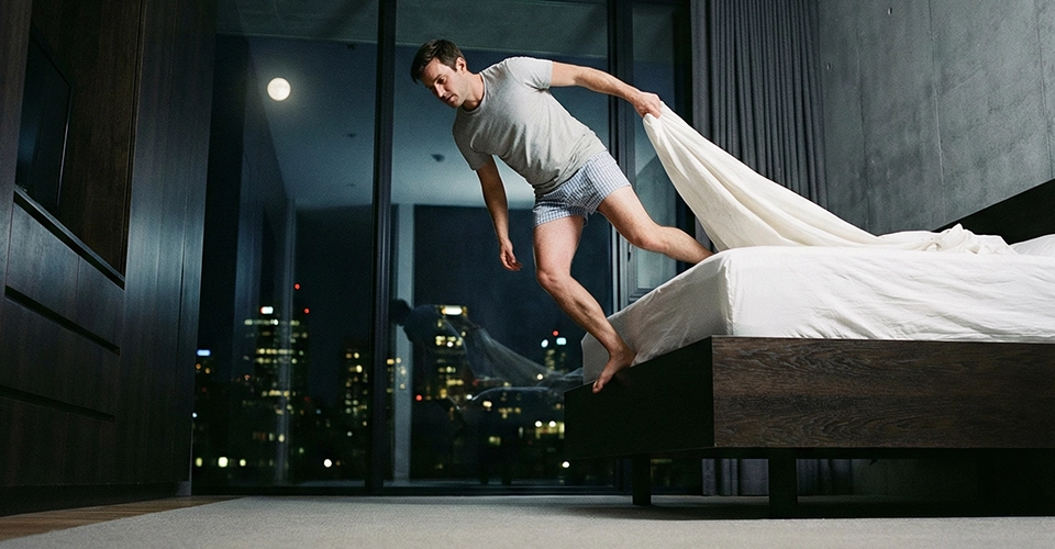 Pourquoi a-t-on parfois l’impression de tomber quand on s’endort ?