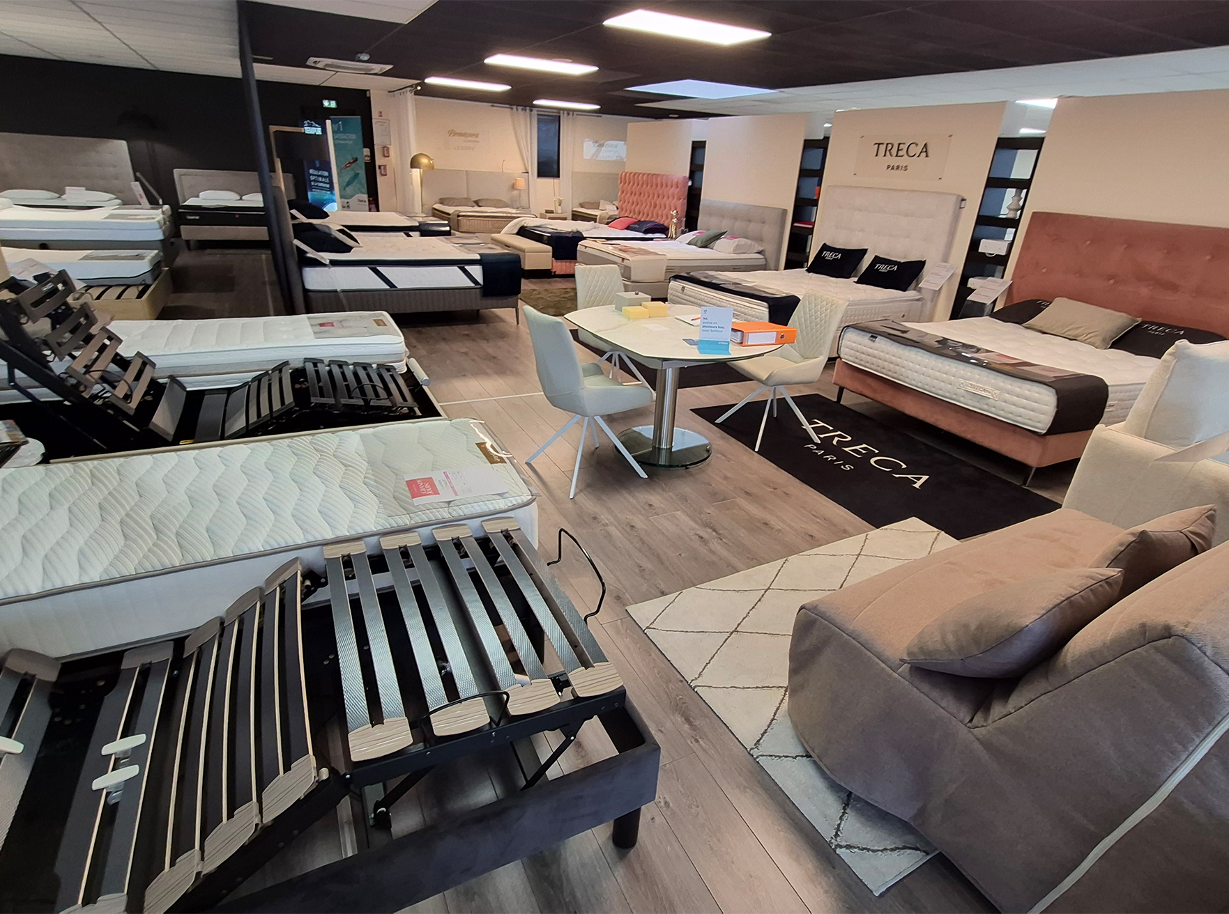 intérieur du magasin de literie Grand Litier de Coignières