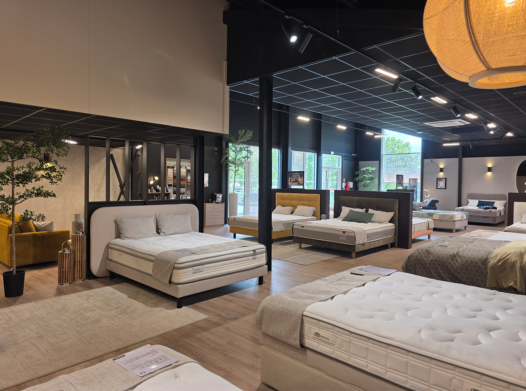 le magasin Grand Litier de Saintes dans le 17