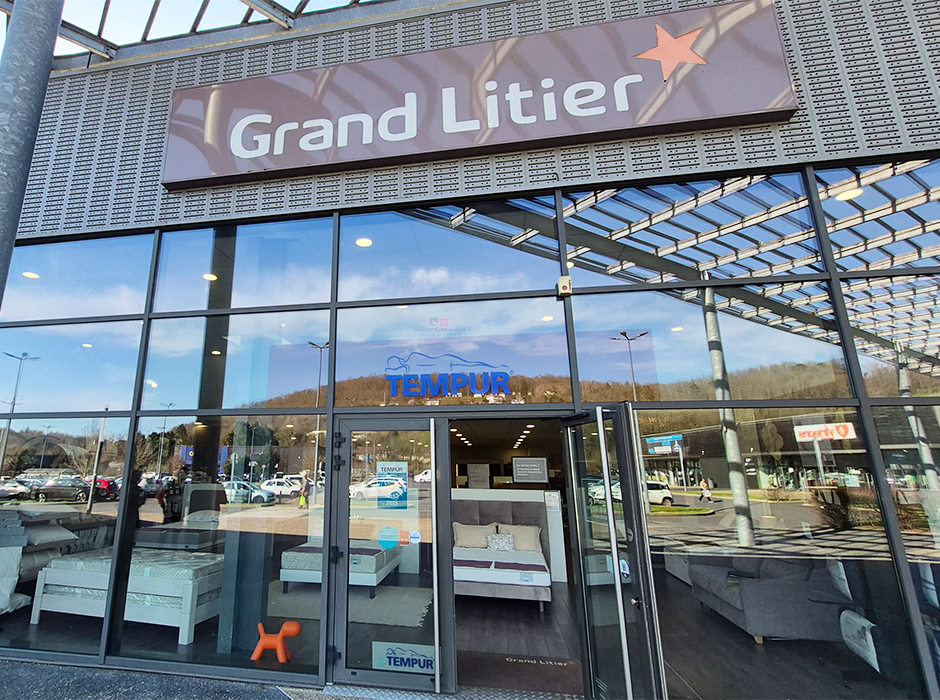 La façade du magasin Grand Litier de Brive