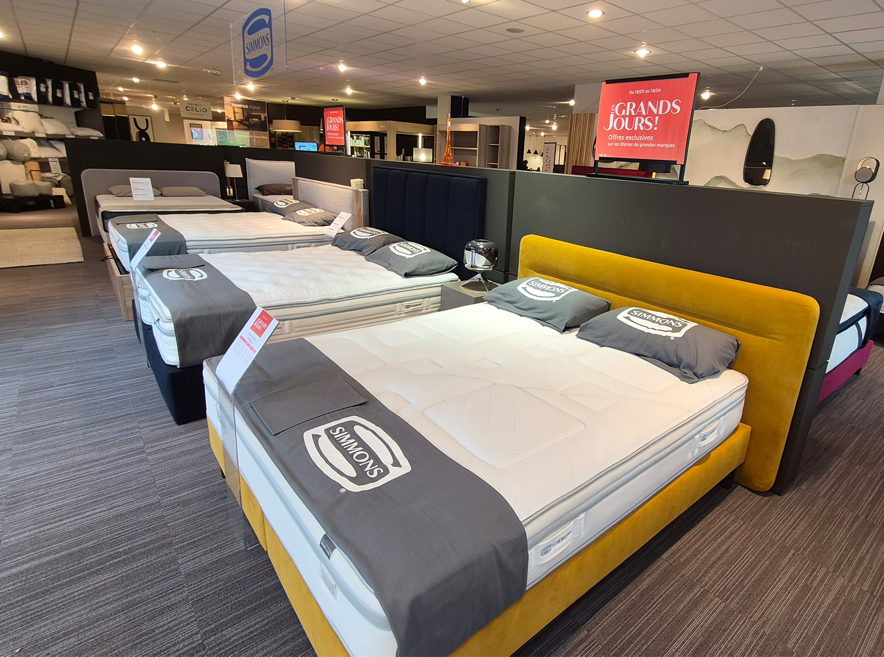 La gamme Simmons du magasin de literie Grand Litier Arras à Dainville