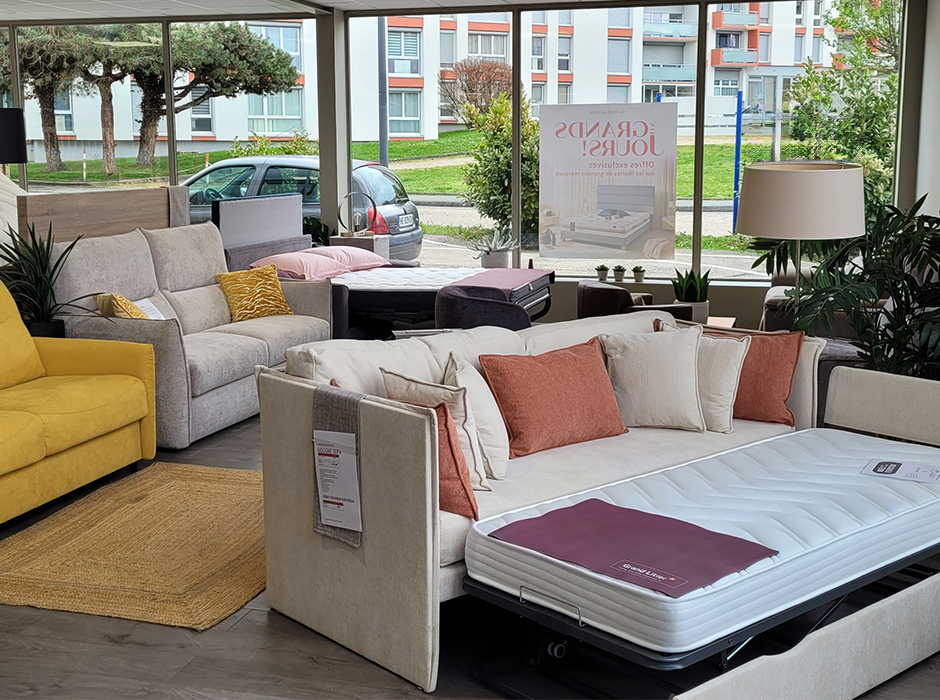 L'espace convertibles du magasin Grand Litier de Saint-Etienne à Firminy